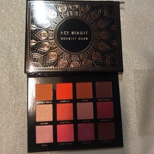 Ace beautè Scarlet Dusk eyeshadow palette